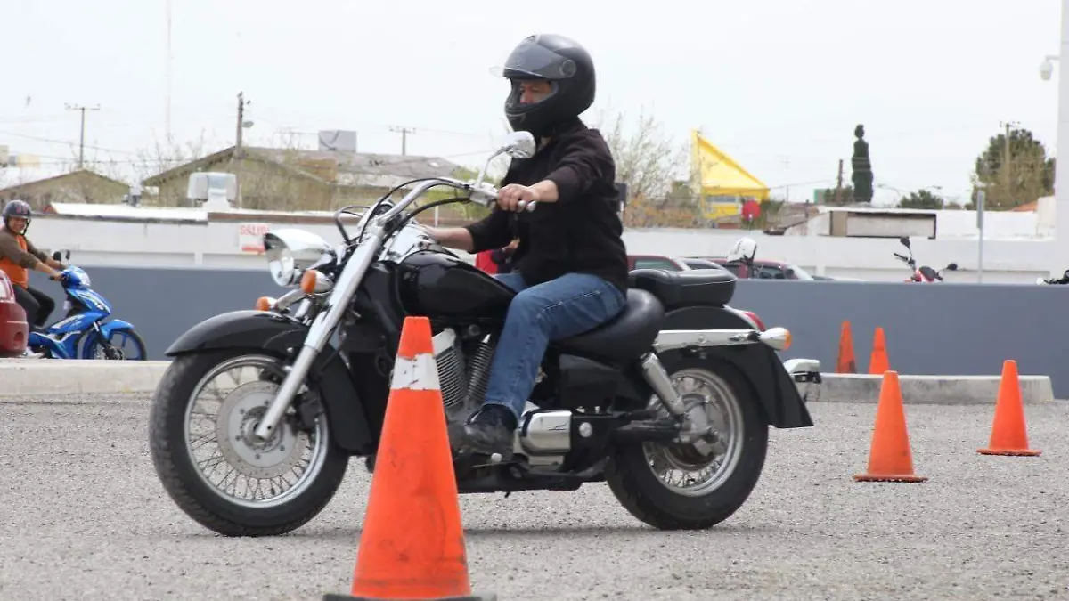 prueba de manejo de motociclistas